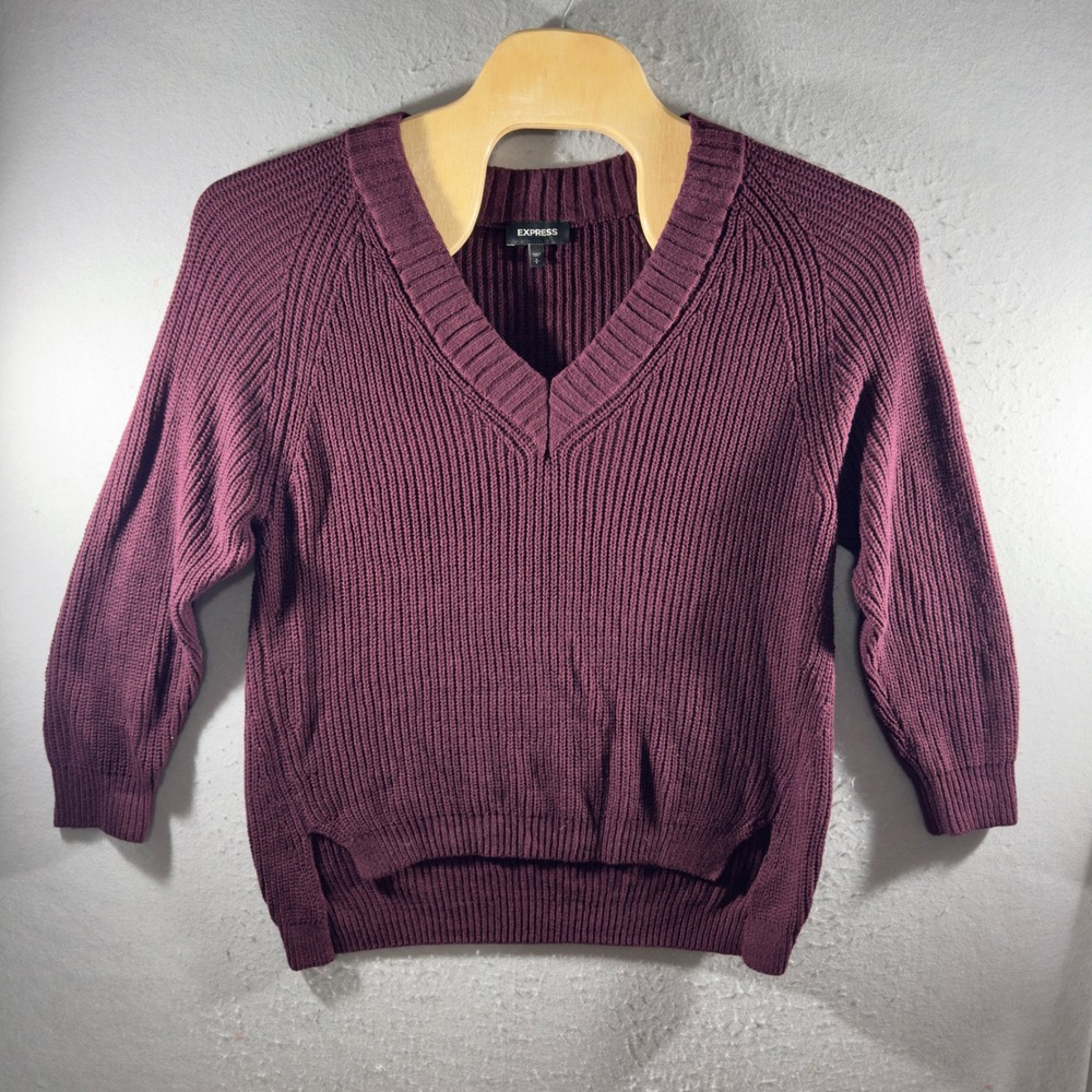 3315 | Express Shaker Stitch V-Neck High-Low Split Hem Sweater Burgundy Womens S